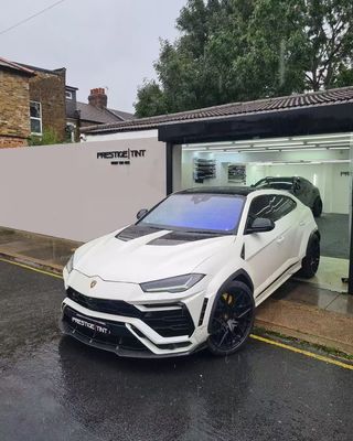 Lamborghini Urus Carbon fiber body Kit URUS 1016 style carbon fiber front lip diffuser spoiler hood wheel arch