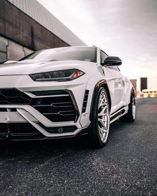 Auto Parts for Lamborghini Urus Body Kit Urus Upgrades 1016-style Front Scoop Diffuser Spoiler Widebody Kit