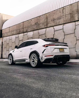 Auto Parts for Lamborghini Urus Body Kit Urus Upgrades 1016-style Front Scoop Diffuser Spoiler Widebody Kit