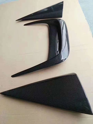 High Quality Carbon Fiber for Ferrari F12 Carbon Fiber Cover Decoration F12 Carbon Fiber Engine Compartment Tuyere Small Piece