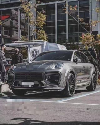 Cayenne Carbon Fiber Body Kit for Porsche Cayenne MTR Dry Carbon Fiber Body Kit Front and Rear Bumpers