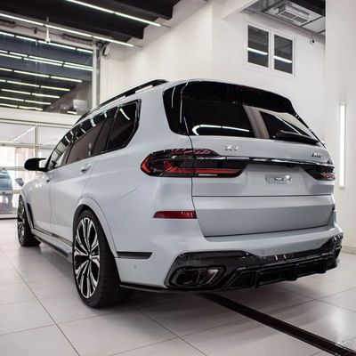 For BMW X7 Carbon Fiber Body Kit X7 Carbon Fiber Front Lip Diffuser Spoiler Hood Side Skirt Wide Body Kit