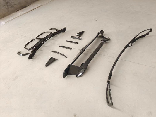 For BMW X7 Carbon Fiber Body Kit X7 OEM Style Carbon Fiber Front Lip Diffuser Large Light Shade Body Kit