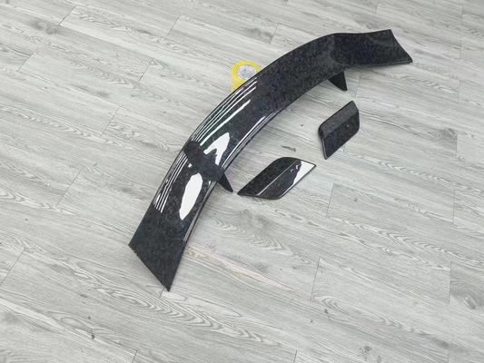 Bright Black Aston Martin Body Kit DBX MSY Style Carbon Fiber Spoiler Wing